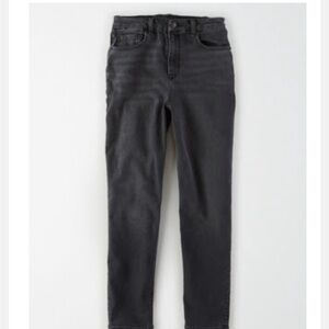American Eagle Stretch Curvy Mom Jeans in Charcoal X-Short